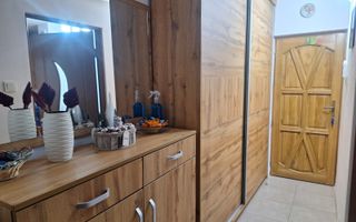 ageuropa.ro vinde apt. 2 cam. 56mp etaj 4 în Micro 16. - Poză 5