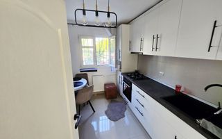 Vânzare apartament 2 camere Titan-1 Decembrie,parter, bloc 1980, renovat total. - Poză 2