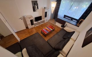 Semicentral, etaj 1, 2 camere decomandat, centrala, clima - Poză 1