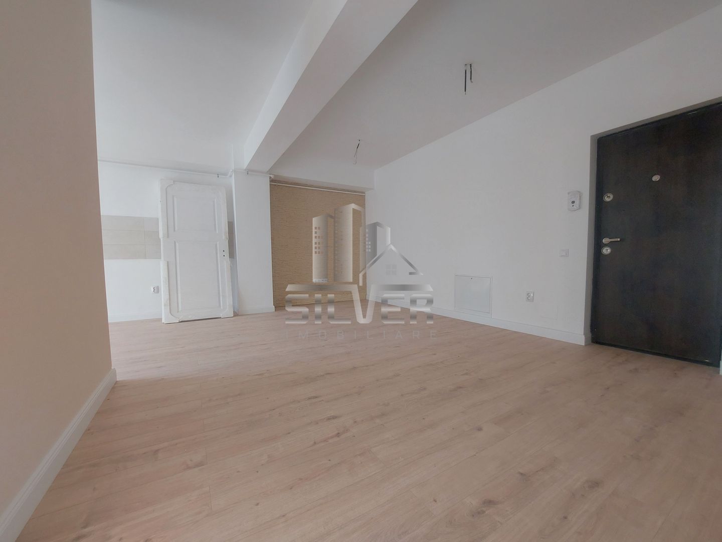 Apartament cu 3 camere finisat modern! - Poză 6