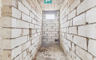 Casă la roșu în localitatea Almaș, Arad. - Poză 11