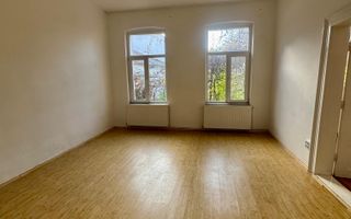 Casă de închiriat ultracentral – 3 camere, 100 mp - pretabil business - Poză 1