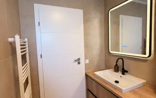 Apartament premium 4 camere 3 dormitoare 2 bai 116 mp in Kogalniceanu - Poză 19
