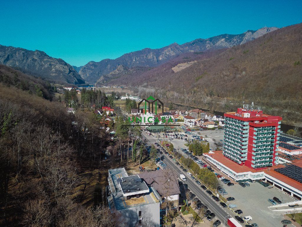 Teren - Caciulata - Deschidere la E81 - Poză 1