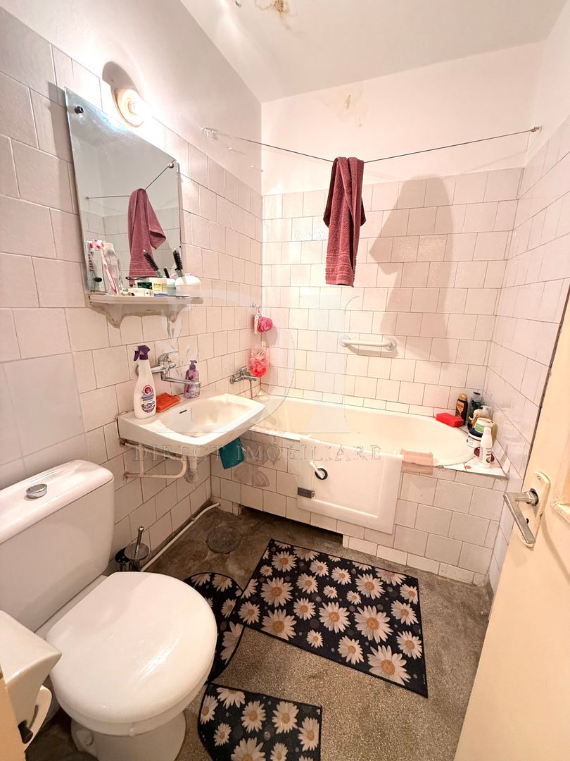 Apartament decomandat / etaj intermediar / Zona Grigorescu - Poză 14
