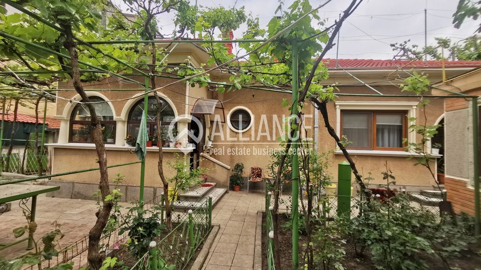 Proprietate exclusivistă de vânzare – zona Bulevardul Mamaia - Poză 1