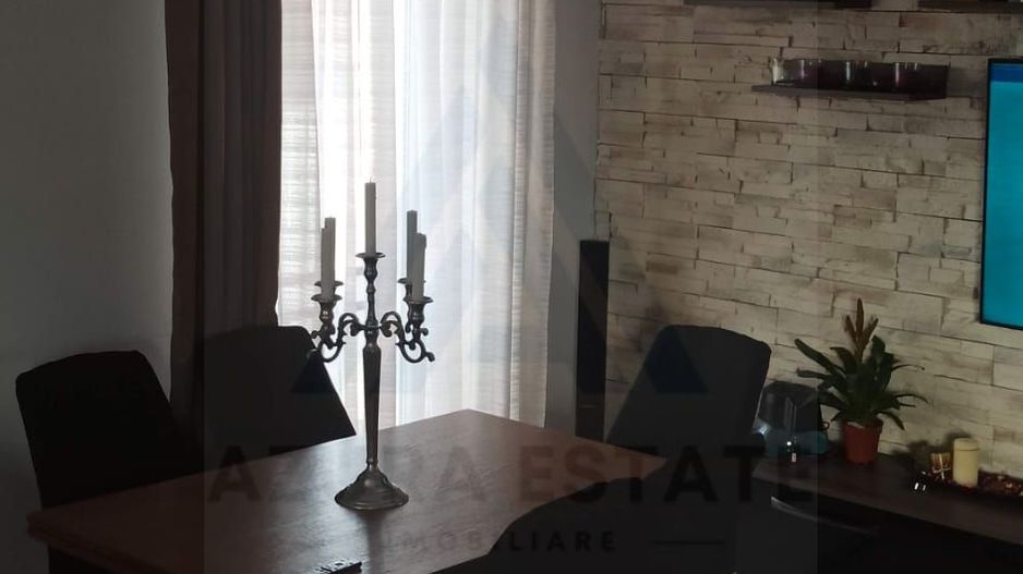 Apartament modern 3 camere 2 bai si 2 locuri de parcare in Selimbar - Poză 2