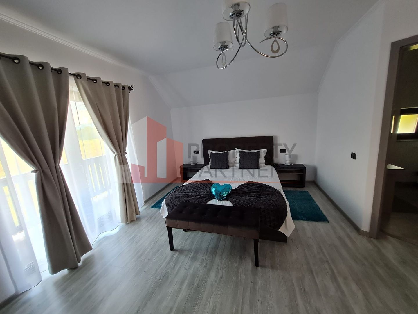 Casă modernă 5 camere | Vedere Bucegi & Piatra Craiului | 4 km Castelul Bran - Poză 7