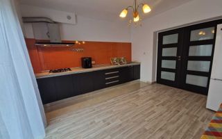 Vila de inchiriat, 4 camere, incalzire in pardosela, curte 800 m2 - Poză 6