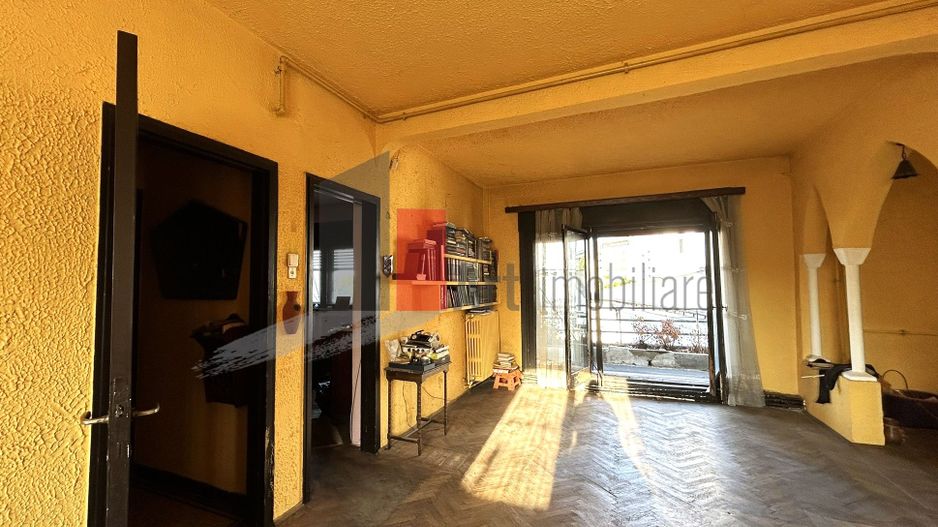 Apartament unicat, 3 camere, terasa 50mp | Ultracentral-cartierul Evreiesc - Poză 3