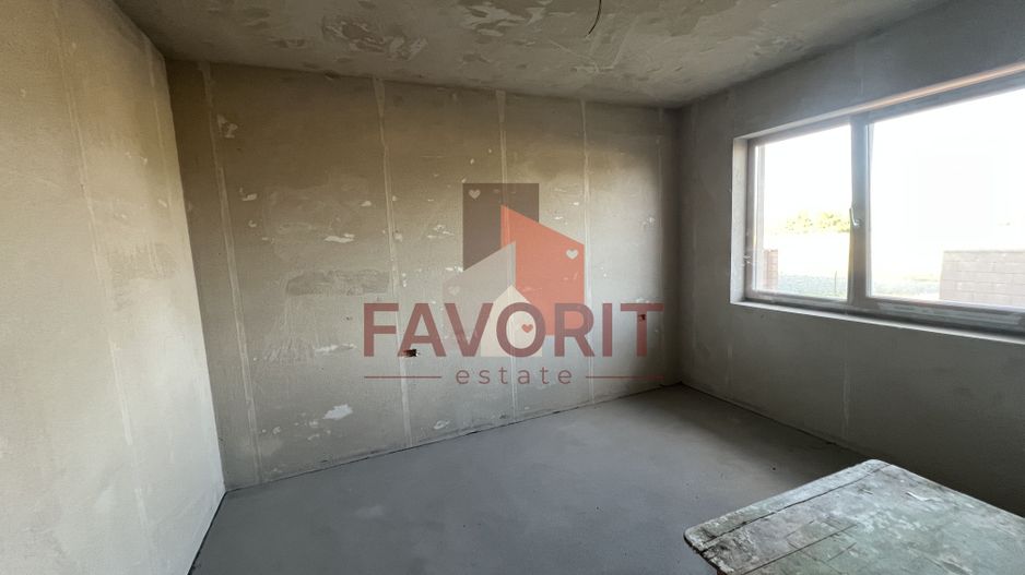 Duplex 5 camere despartit prin garaj | Giroc - Poză 7