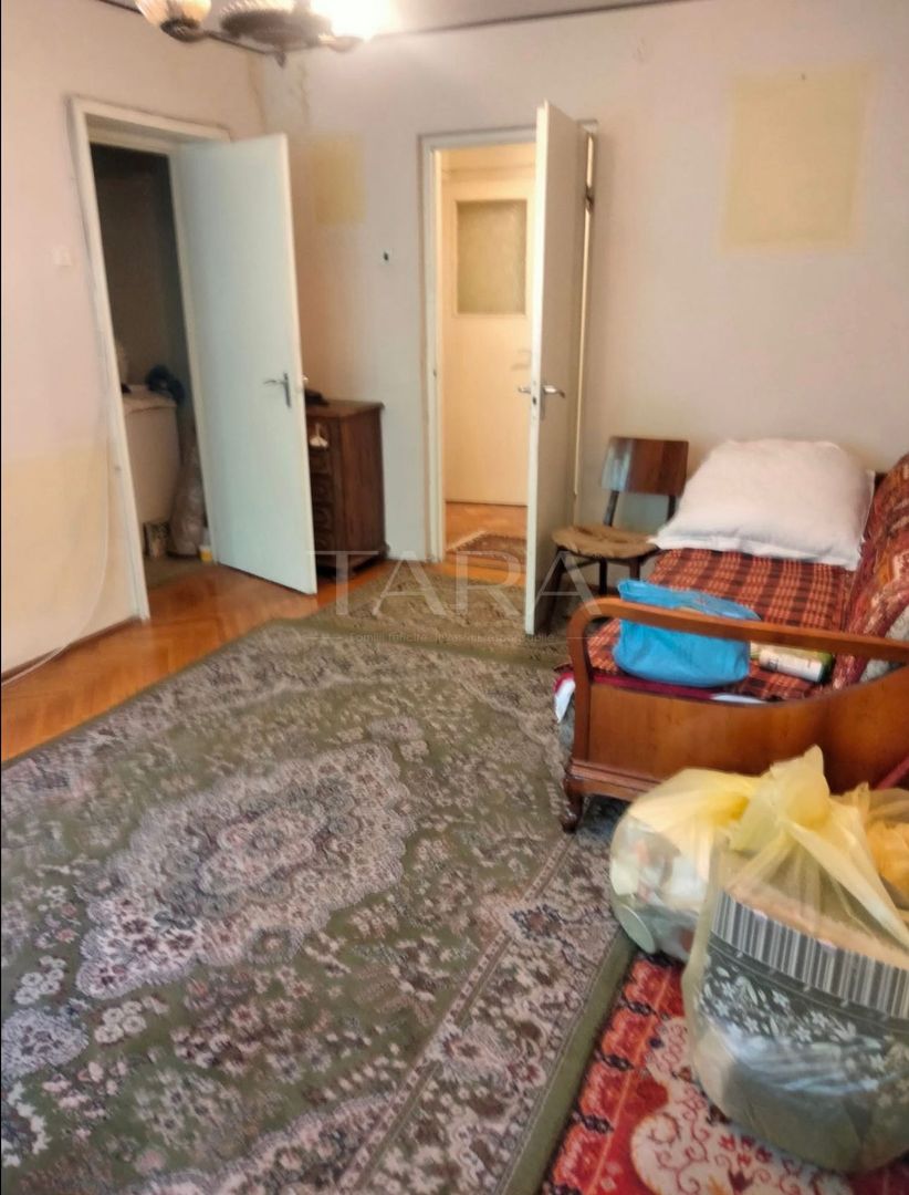 Apartament pentru investitie, zona Plopilor Vechi - Poză 1