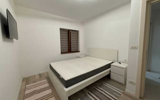 Închiriez apartament 2 camere ESQ Village + loc de parcare - Poză 6