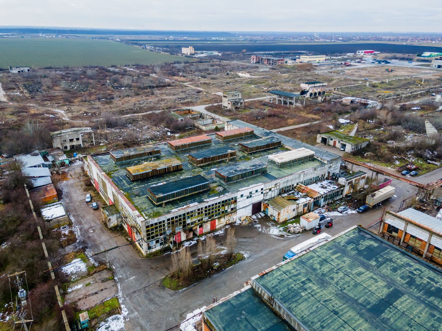 Hală pretabilă confecții metalice Vladimirescu - Poză 3