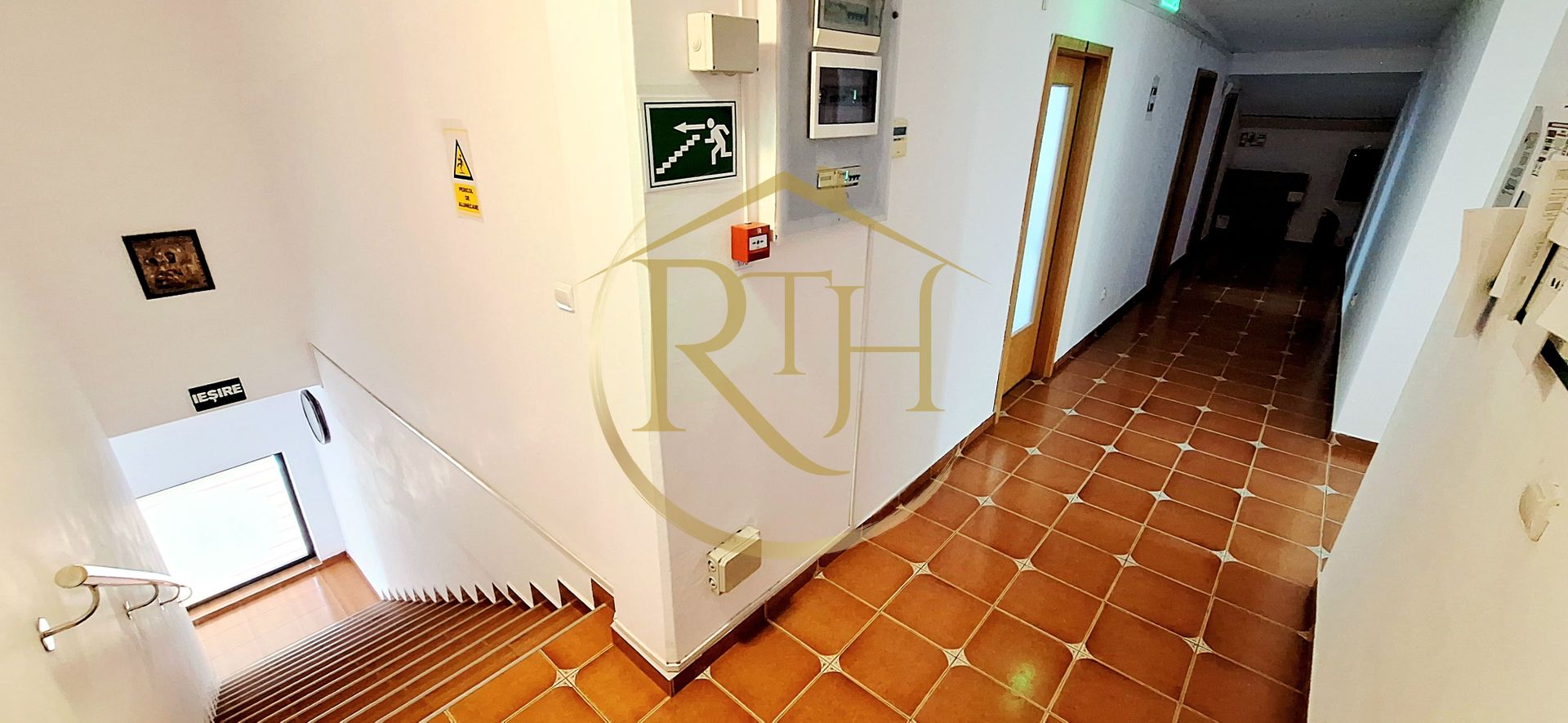 Oferim spre inchiriere spatii pentru birouri, zona Soarelui, parcare privata - Poză 10