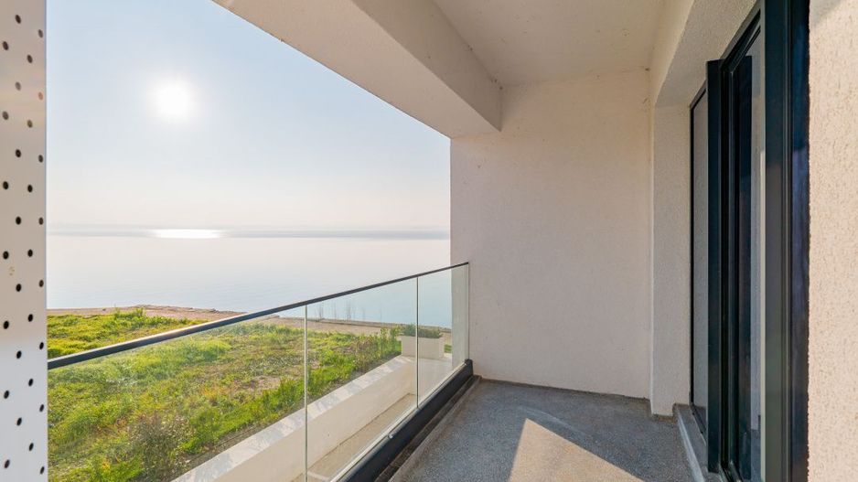 2 camere Mamaia | Private Lake- bloc 2025| Vedere frontală la lac, la 5 m de apa - Poză 12