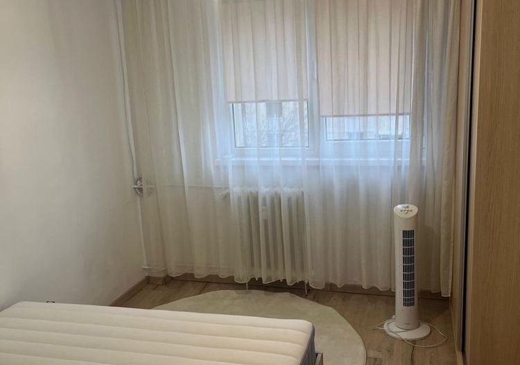 Apartament 4 camere de închiriat Apărătorii Patriei - Poză 3