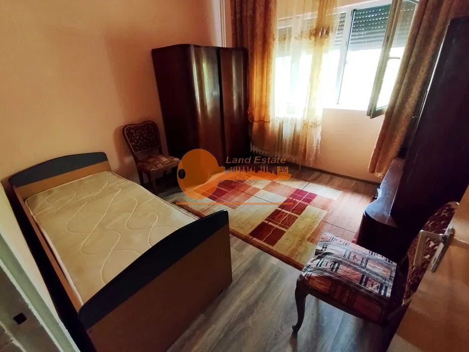 Apartament 3 camere Dr. Taberei -Moinesti - Poză 6