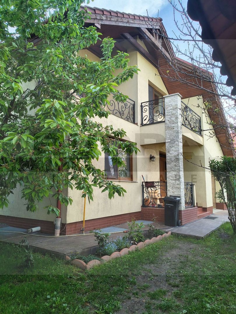 Casa individuala 270 mp, teren 885 mp, toate utilitatile, Chinteni - Poză 1