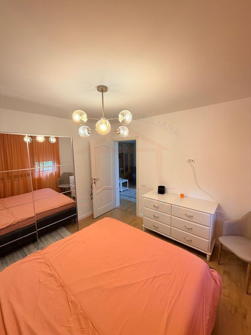 APARTAMENT CU 3 CAMERE DE ÎNCHIRIAT | ETAJ 3 | ȚIGLINA 1 - Poză 18