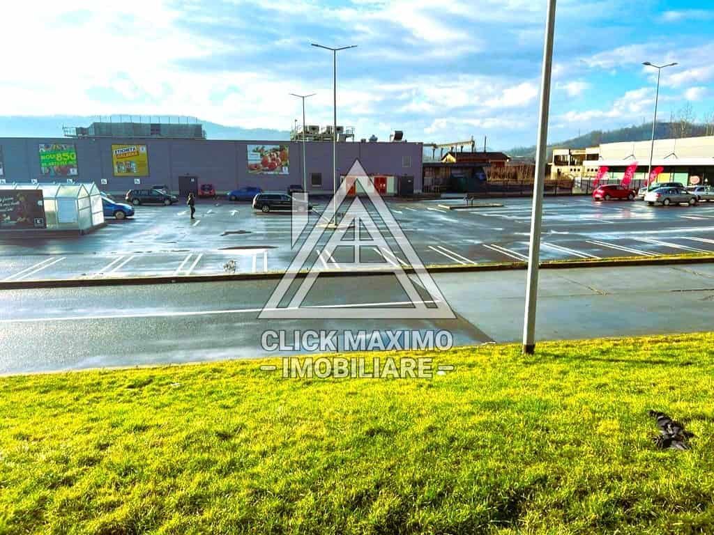 10.000 mp CLADIRE/SPATIU COMERCIAL P+3 SI 7.000MP TEREN ARGES - Poză 8