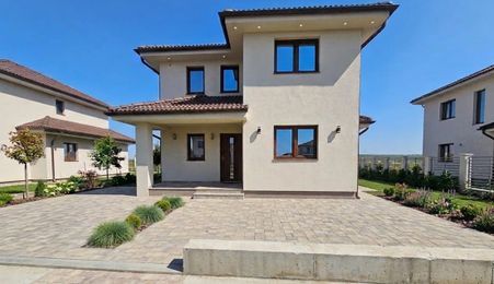 Casa individuala 5 camere 3 bai