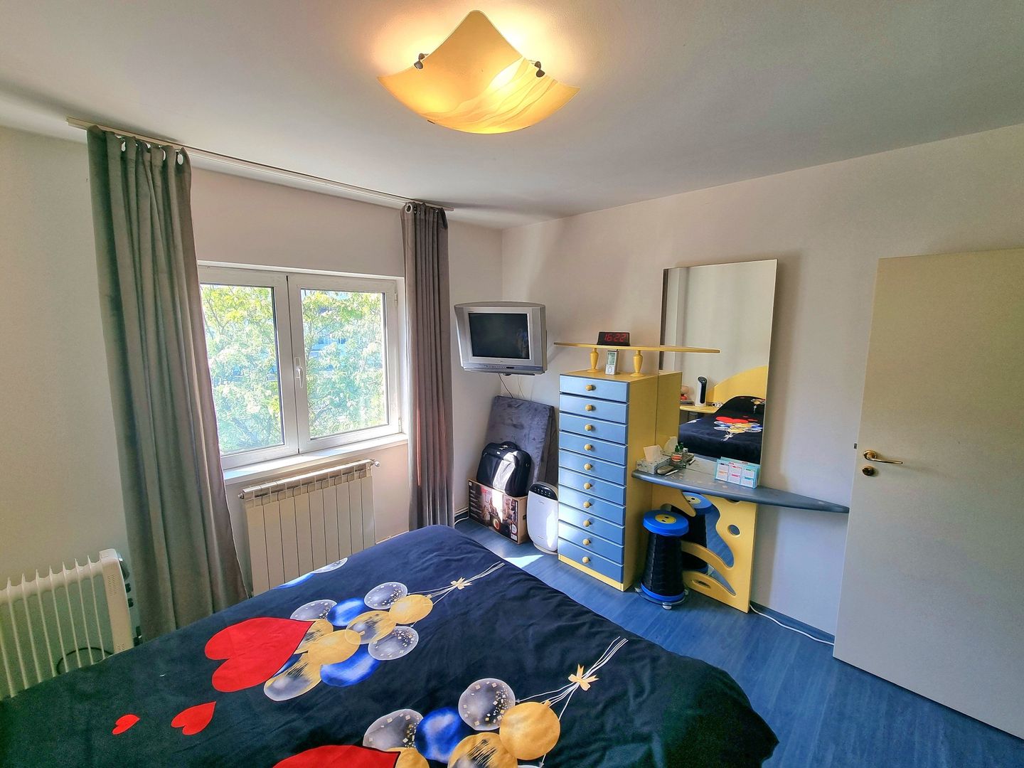 Apartament 3 camere, foarte spațios, et.2/8, zona Steaua, la cheie! - Poză 9