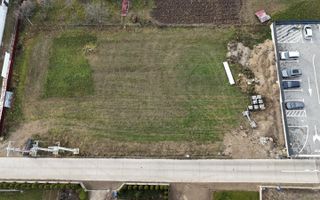 TEREN DE INCHIRIAT /MARGINEA 2000 mp - Poză 1