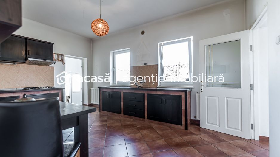 Casa ideală pentru familie: școală la 3 min + anexă pentru bunici - Poză 9