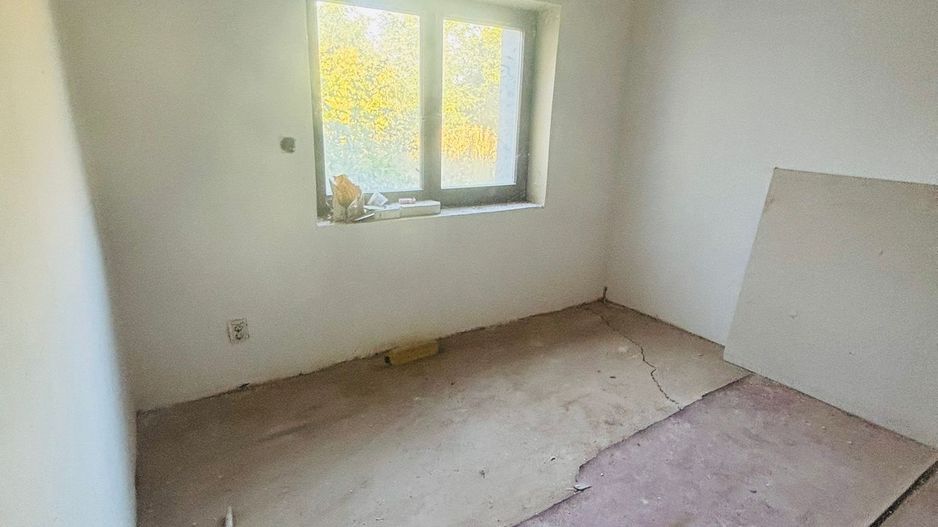 Casă și teren, 1.000 mp, Ciulești. 18.000 E. Comision 0 - Poză 12