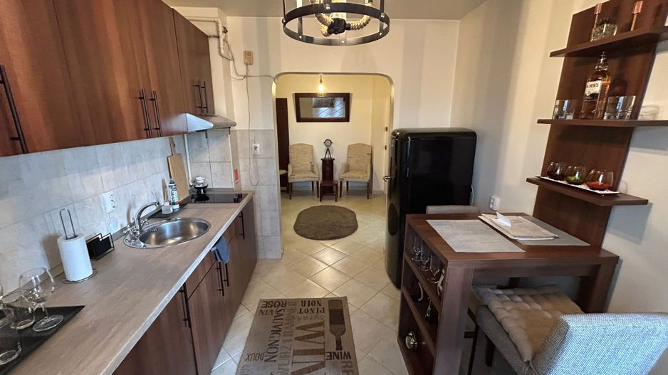 Apartament 2 camere, etaj 2 - zona Cetate - Poză 5