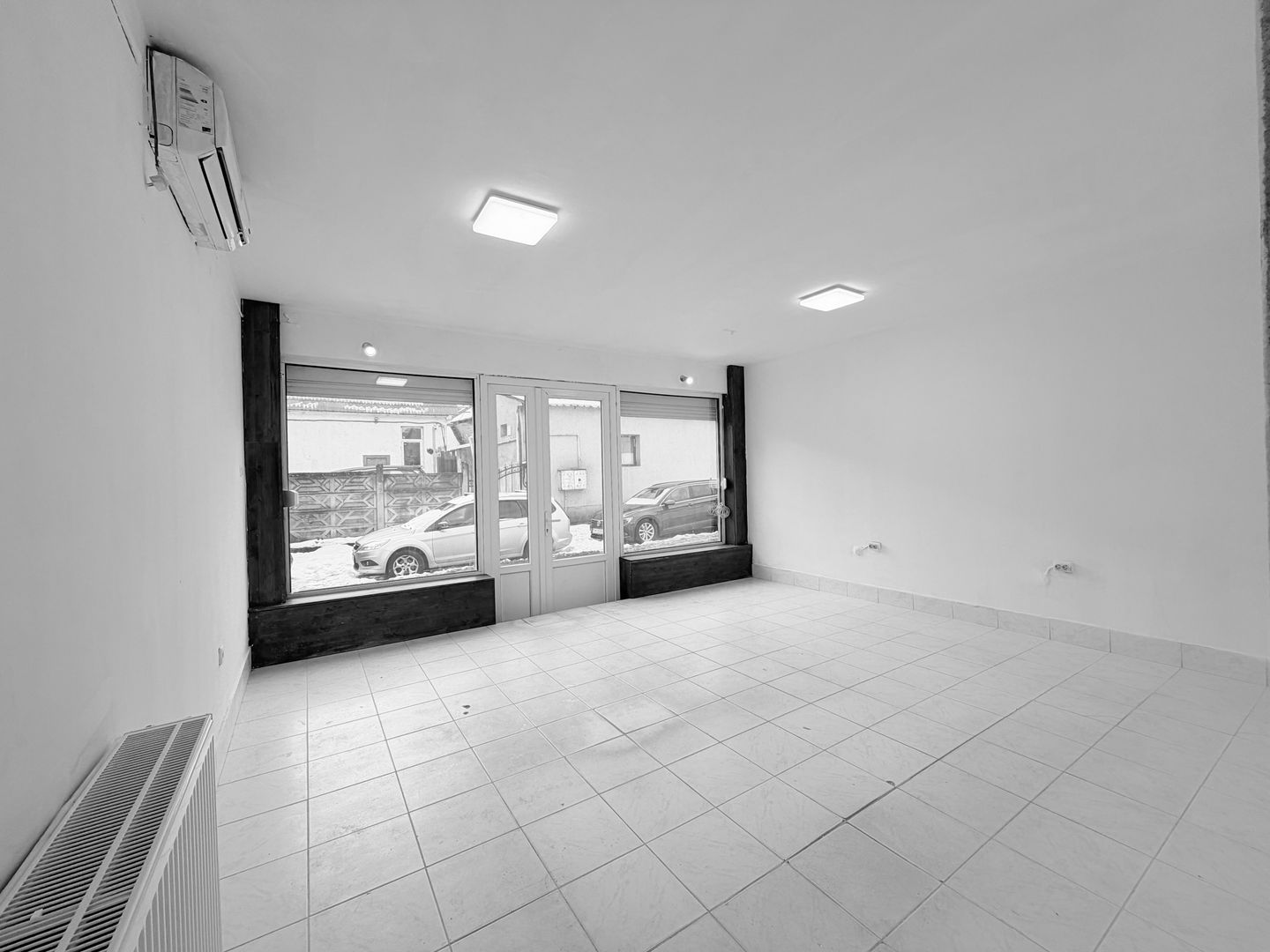 Spațiu comercial versatil, cu curte și acces auto | Simion Bărnuțiu - Poză 3