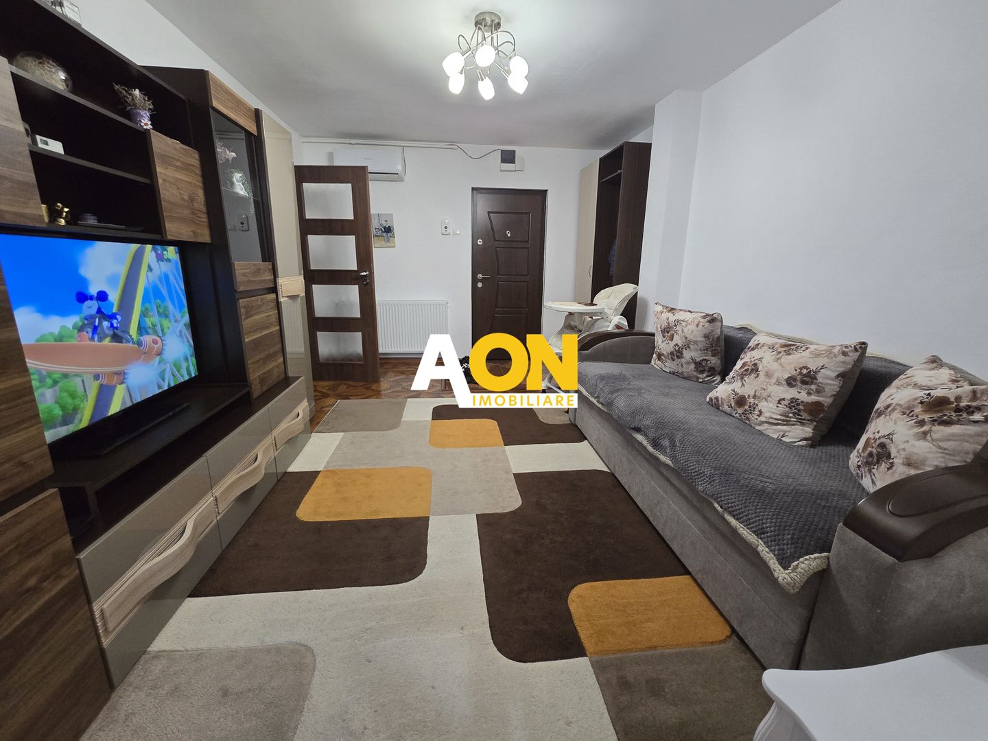 Apartament 2 Camere, Etaj 1, Zona Cetate, Complet Renovat si Utilat - Poză 8