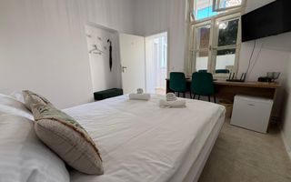 Apartament 3 camere | Decomandat | Etaj 1 | Ultracentral - Poză 3