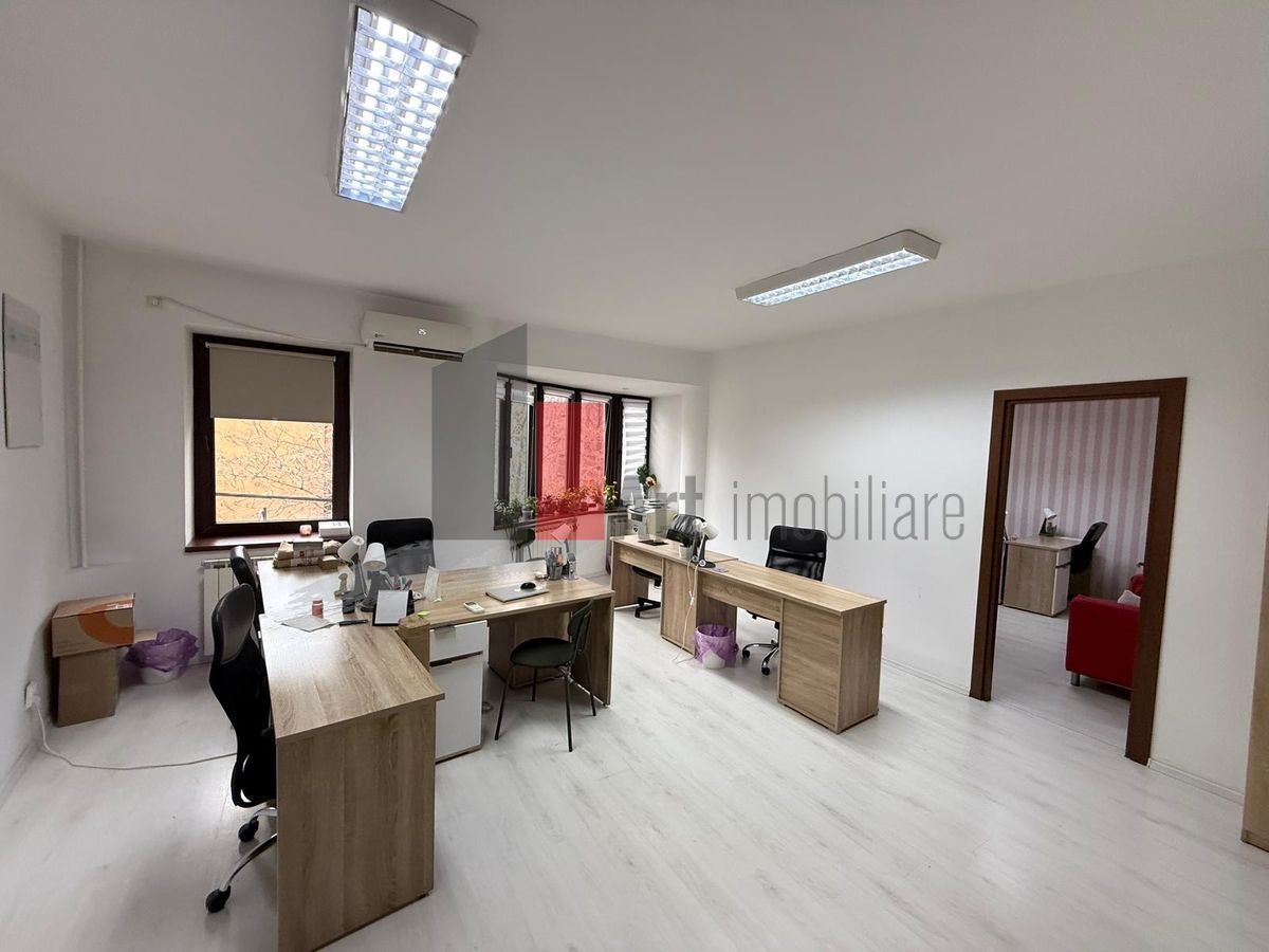 Va prezentam un apartament de 3 camere zona dorobanti,ideal firma sau locuit - Poză 12