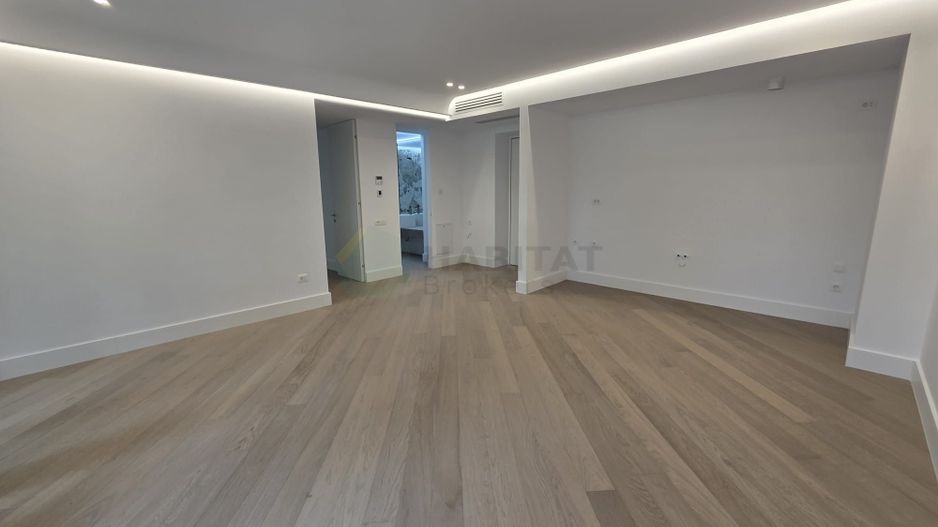 Cortina 126 – Erou Iancu- Nicolae Apartament 2 camere | Parcare inclusă | - Poză 8