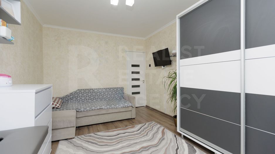 Vânzare, apartament, 2 camere, str. Paris, Buiucani - Poză 2