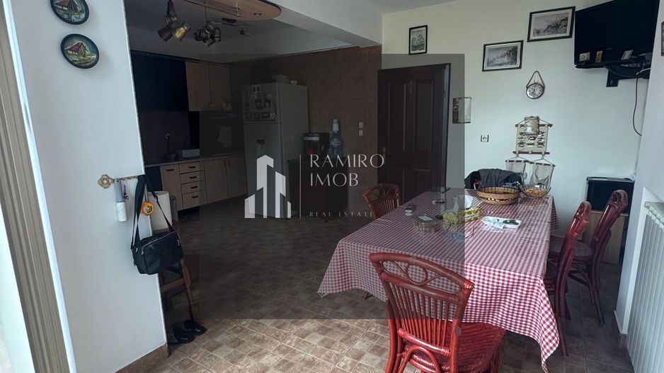 Casa de închiriat 7 camere Sector 4, ideal pentru clinica, gradinita - Poză 27