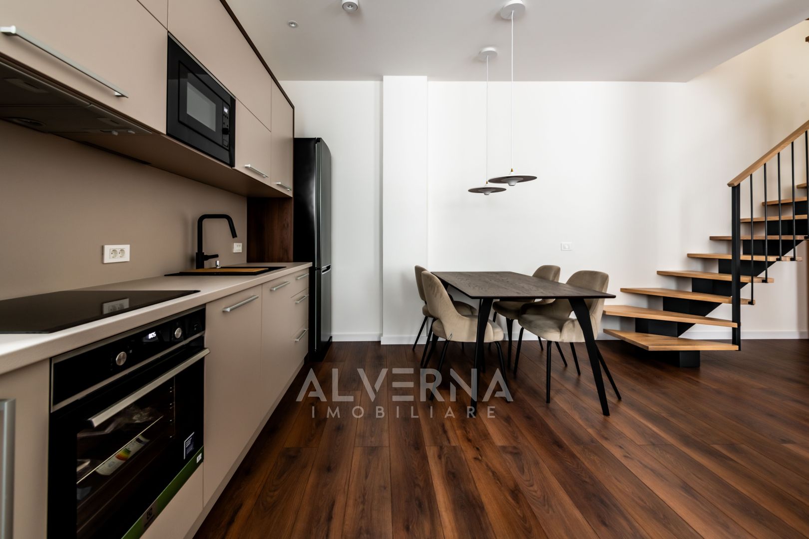 Apartament 3 camere - tip duplex | 80mp | Semicentral - str. Paris - Poză 19