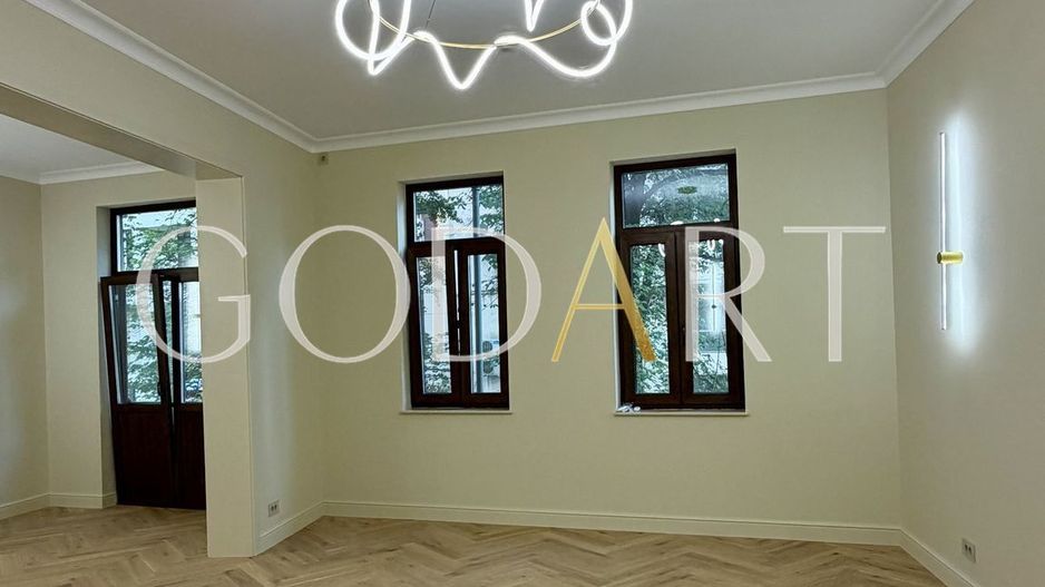 Apartament 4 camere  | Vila interbelică | Renovat | Eminescu - Poză 8