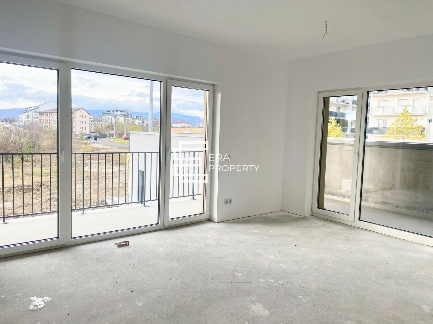 Apartament 3 camere –intabulat -terasa 15 mp – Bloc cu lift și boxă – Sibiu - Poză 6