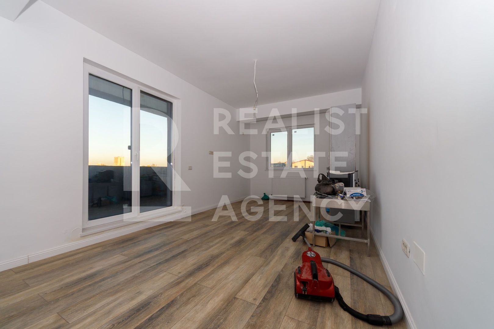 Vânzare, apartament, 4 camere, zona Giulești - Poză 8