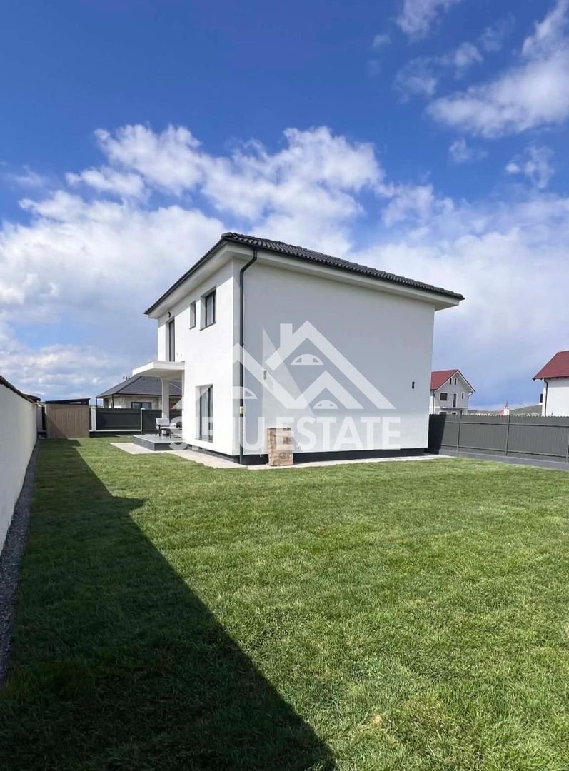 Casa noua curte mare Sibiu, Cristian - Poză 3