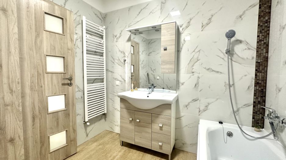 Casă tip duplex de inchiriat, Bartolomeu - Poză 9