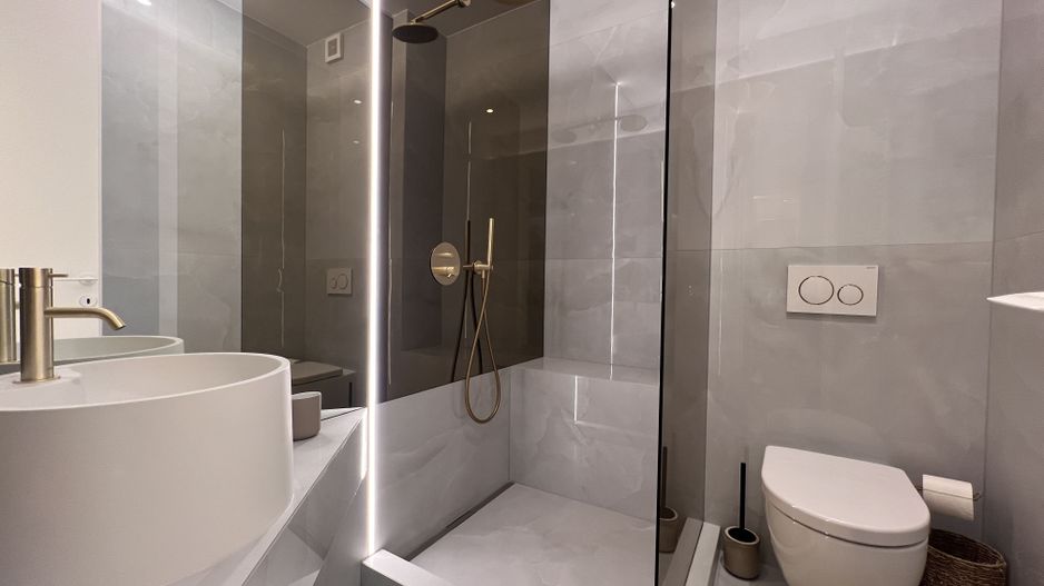 APARTAMENT 3 CAMERE | COMPLET MOBILAT SI UTILAT | CORTINA | - Poză 4