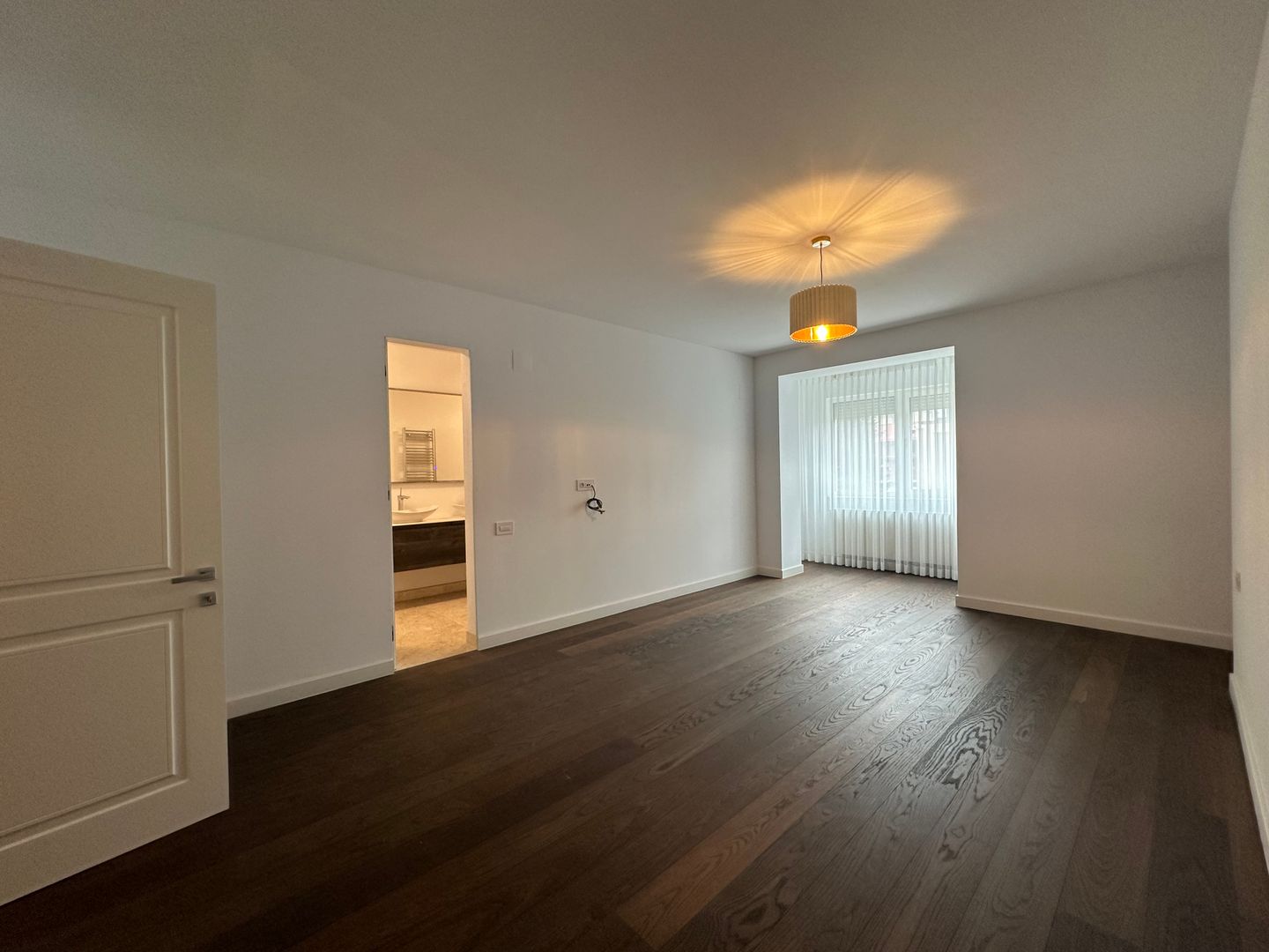 Vilă cu grădină privată în Herăstrău | 282 mp utili | 7 camere - Poză 11
