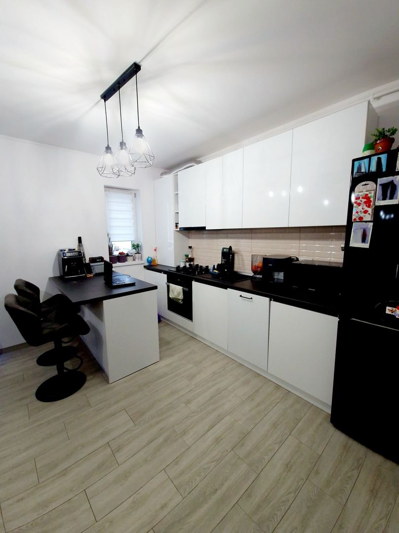 Apartament 2 camere Giroc - Poză 1