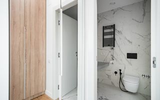 Vila tip UV03 mobilata complet in Amber Forest-prima inchiririere - Poză 13
