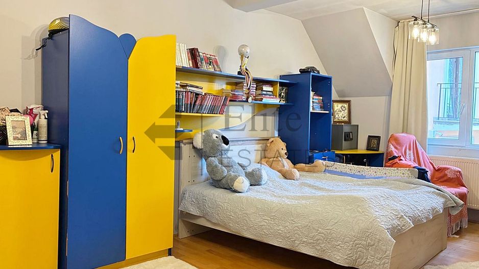 Casa singura in curte ultracentral in Oradea - Poză 14