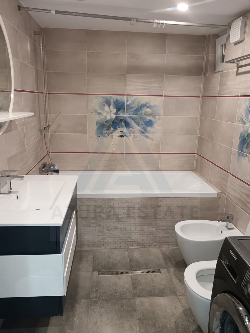 Casa individuala moderna cu 6 camere si 650 mp teren in Piata Cluj - Poză 11